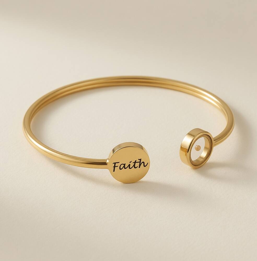 Faith Disc Bangle